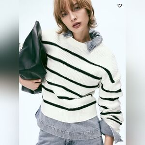H&M Sweater Cream/black stripe SMALL